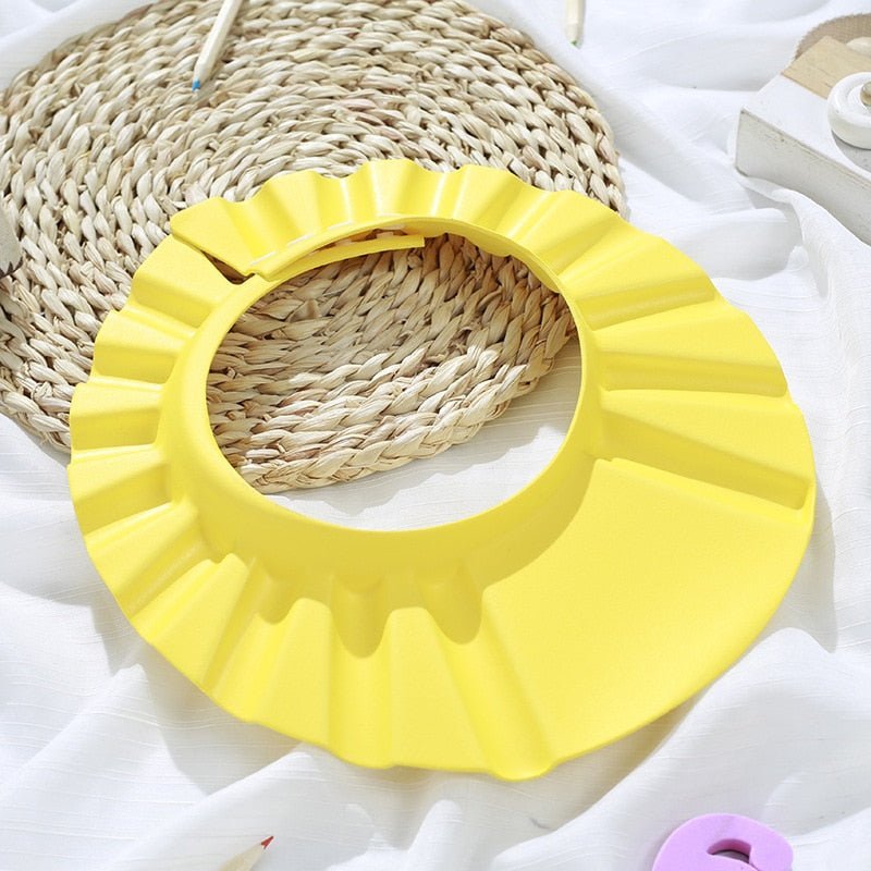 ShampooShower™ Bouclier de tête pour douche bébé. - Club bébé - maman