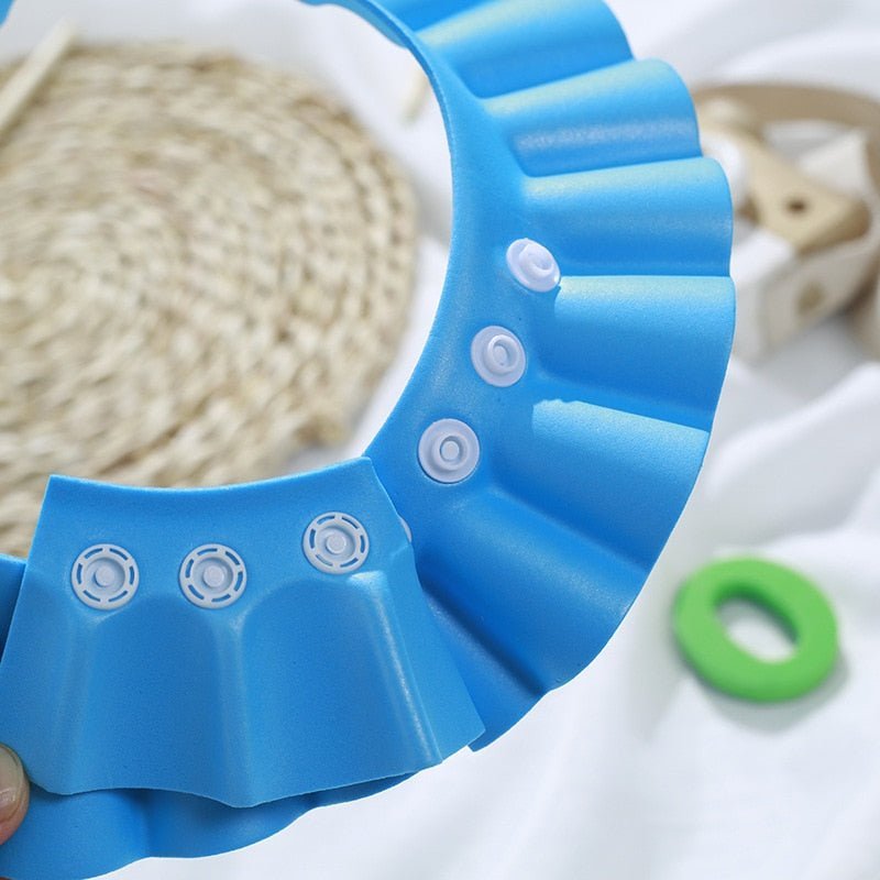 ShampooShower™ Bouclier de tête pour douche bébé. - Club bébé - maman